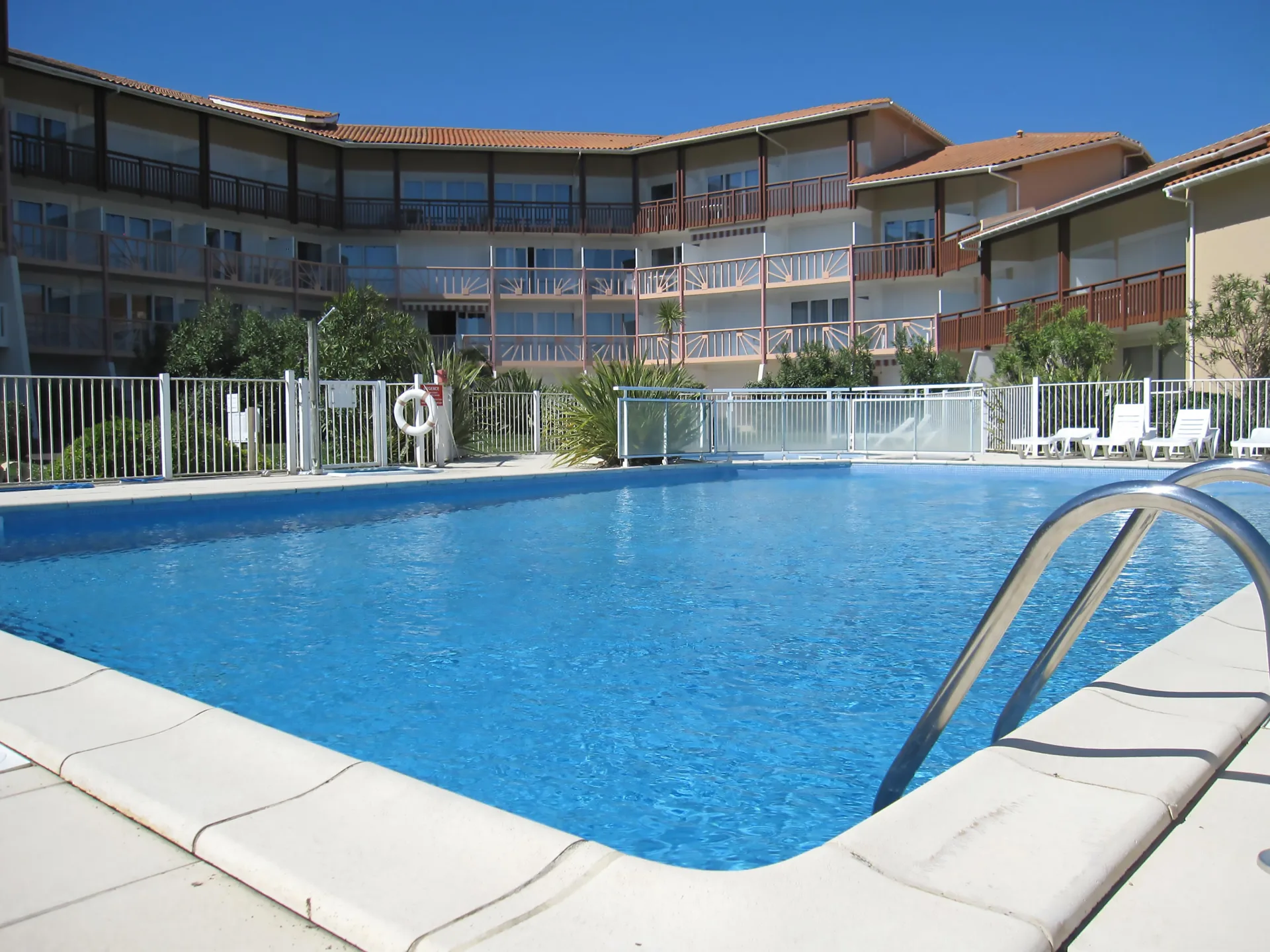 00-Boucanier-exterieurs-08-2