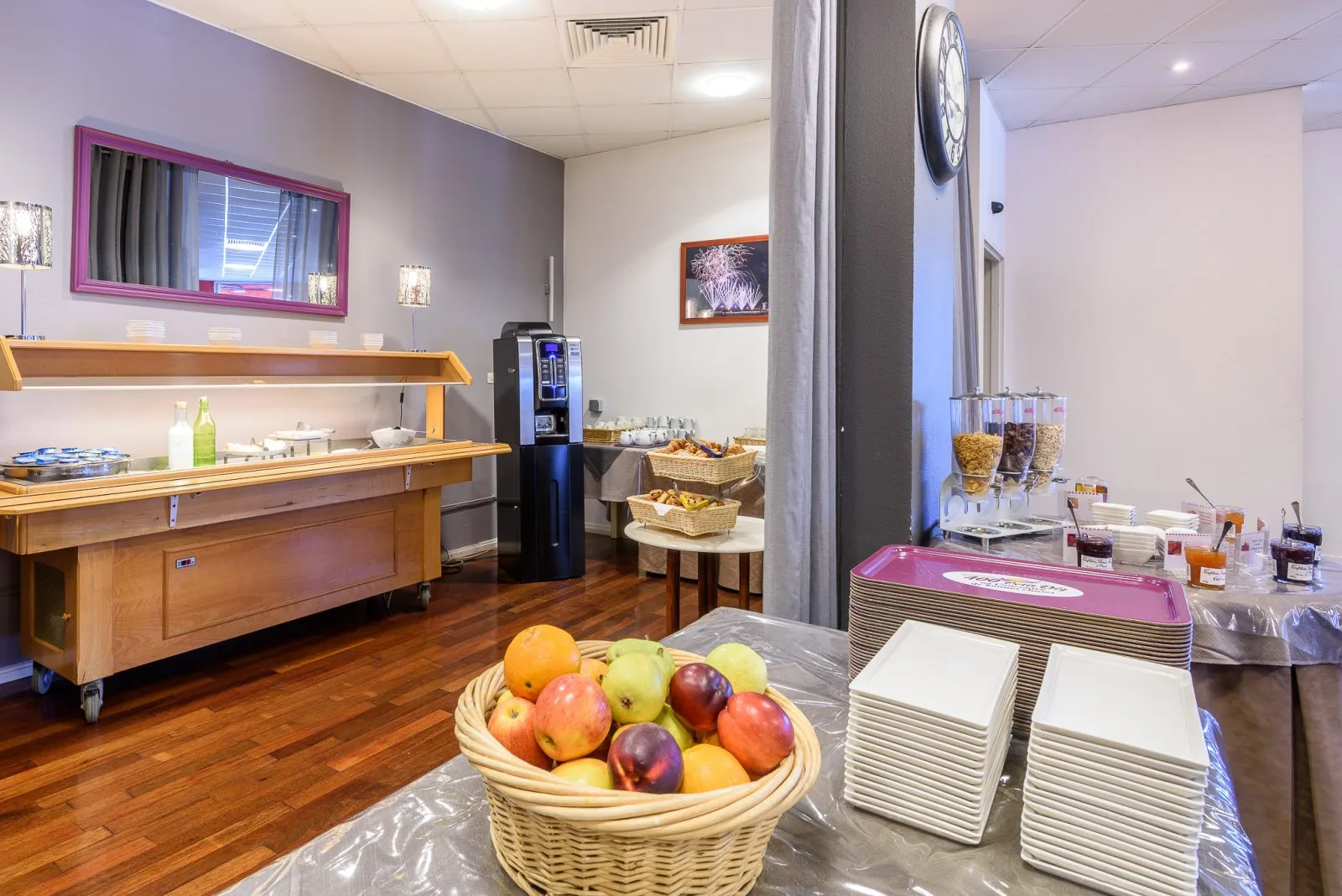 049-®JPEG STUDIOS-PDJ