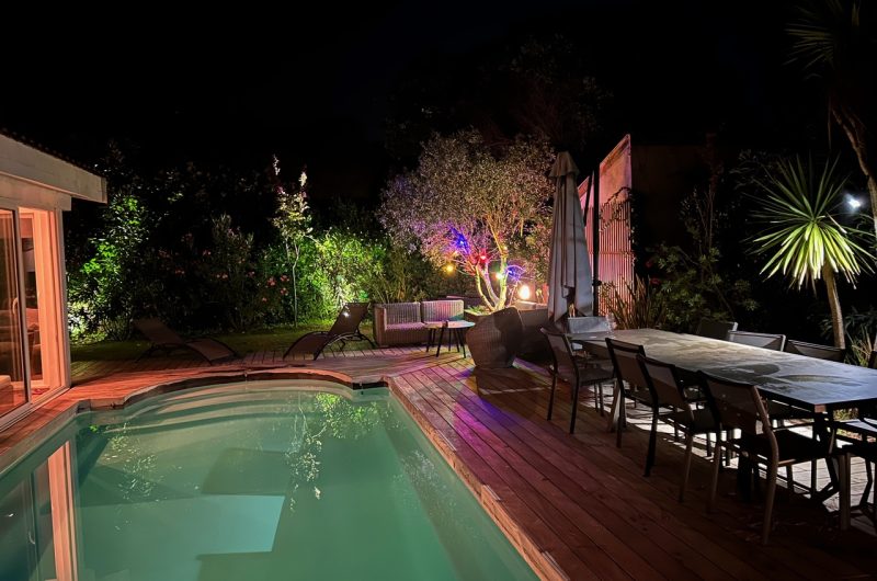 10. photo guirlande salon table piscine sept 24