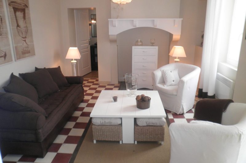 10365-2-c120d4316dbf4435bd5aeb86693a8dee