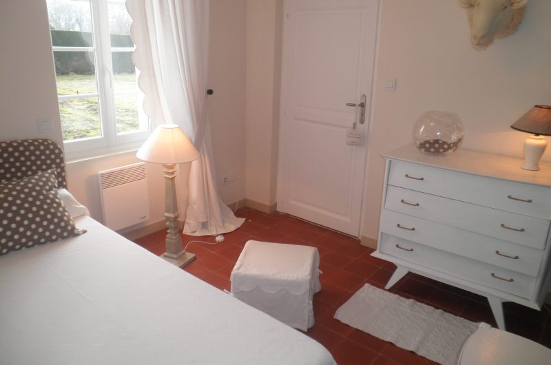 10365-6-8ea035df32f242c7aabe72a3390b1110