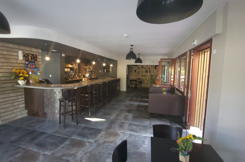 2023 – LABA – Le Relais Gascon – Entrée Bar – ©OT Landes d’Armagnac – WF (1)