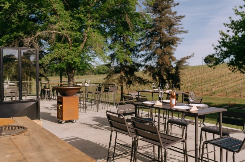 2024 – HONT – L’Étable de Marquestau – Terrasse – © LydiePalmer_film