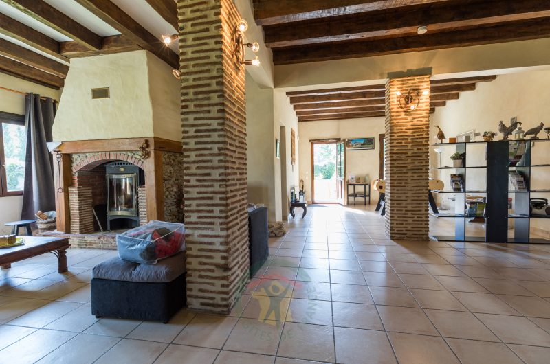 2025 – ESCA – Gîte Lamourette – Salon – ©Gîte de France (18)