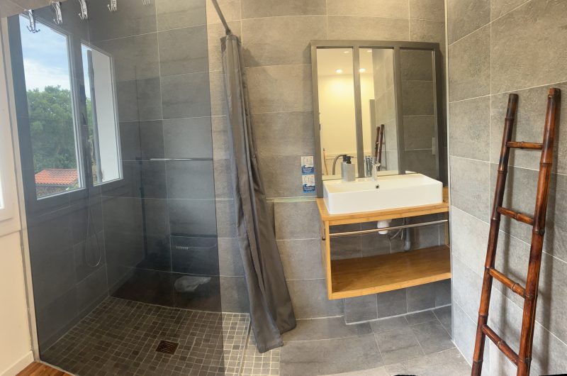 23. douche italienne 1er étage