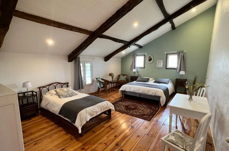 64E8334E-E0BD-4A12-8FCE-219D5A418FD6