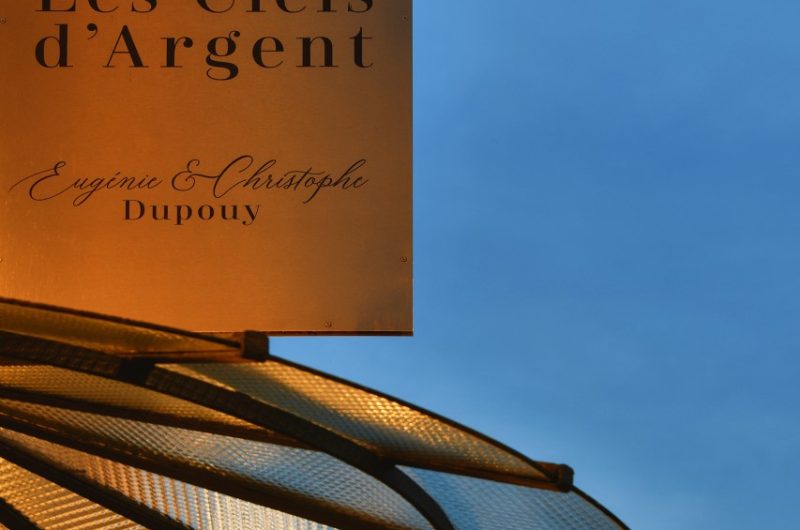 666618-cles-dargent-de-nuit