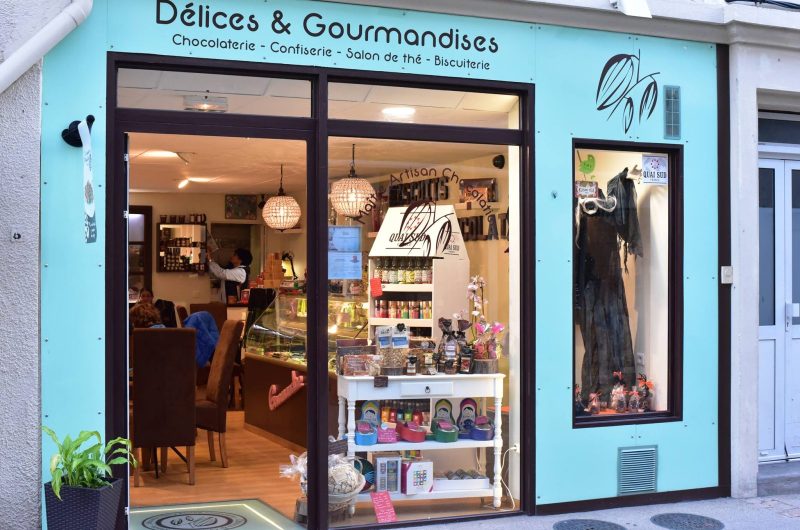 768405-delices-amp-gourmandises-1