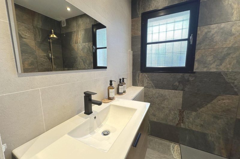 863065-473637-11-201282-78159d12dace4e6fd46984736e68685b