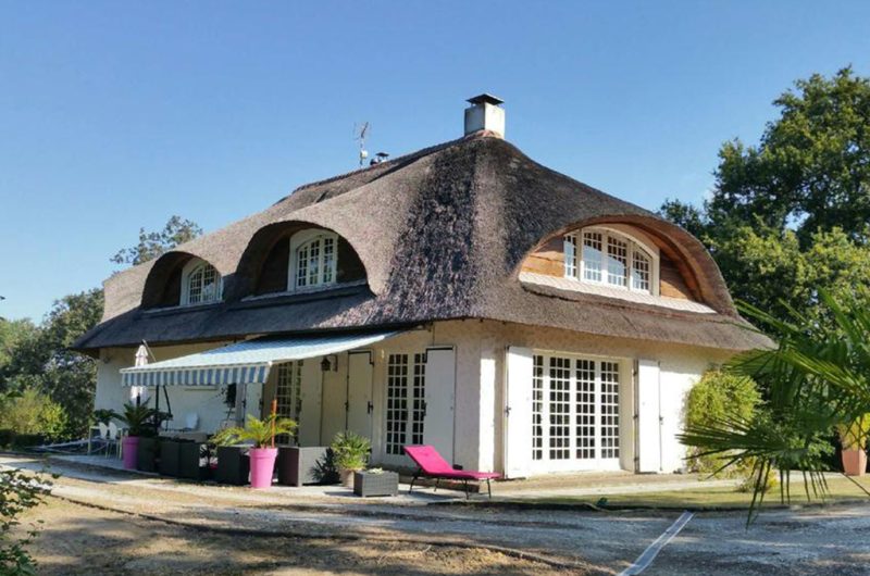 869691-la-belle-chaumiere-2