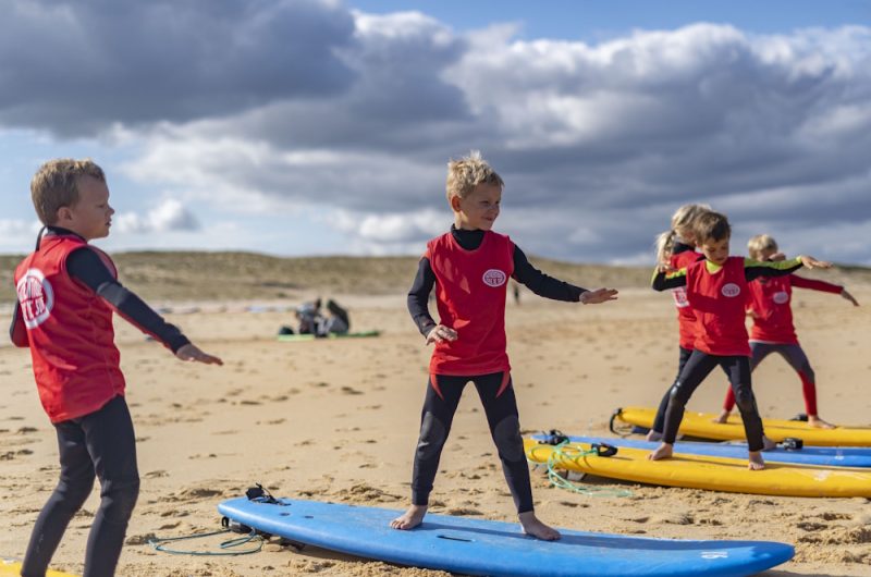 Authentique Ecole de Surf 2025 redim (1)