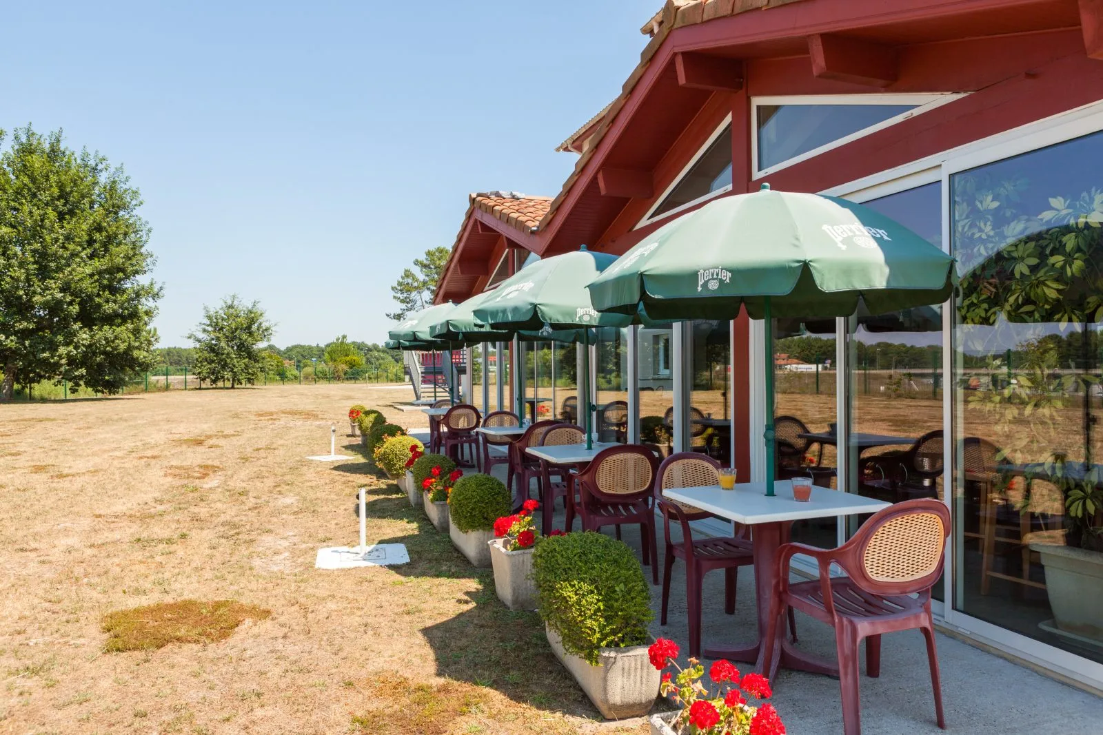 CASTETS—Les-Bruyeres—Ext–2–3