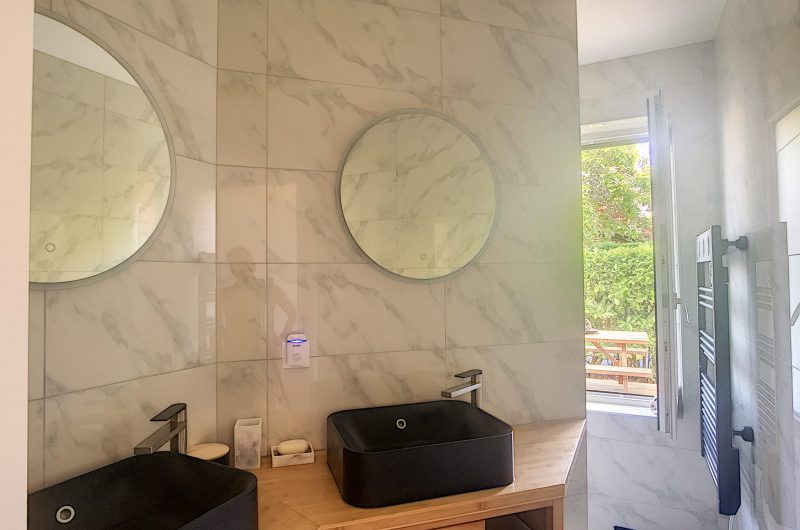 CHAUVELIN Salle de bain jour