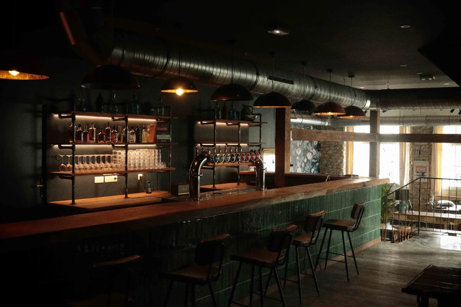 Chez-Nous–French-Pub-le-lieu-10