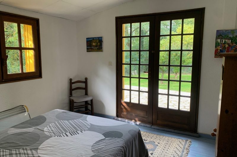 Fournadet chambre 2 vue- Chalet Barthelemy – Laurède 2025 ©OTC