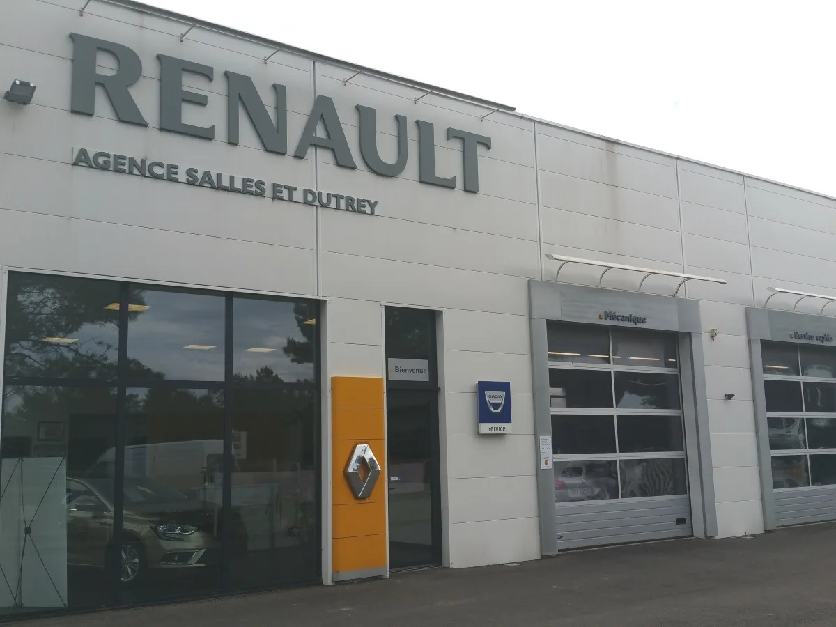 Garage-Renault-2016-SeignosseTourisme–1-
