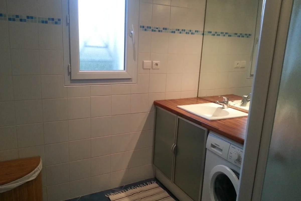 HLOAQU040FS002F1-b10