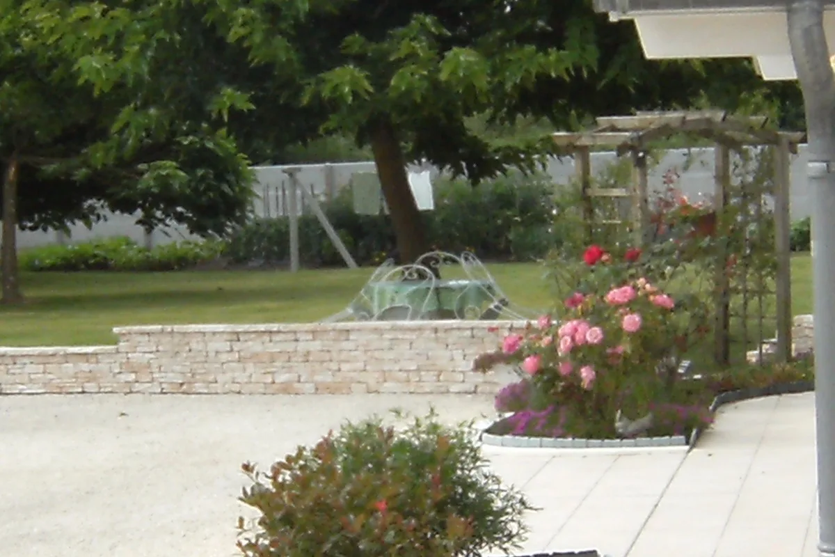 HLOAQU040FS005FU-b16