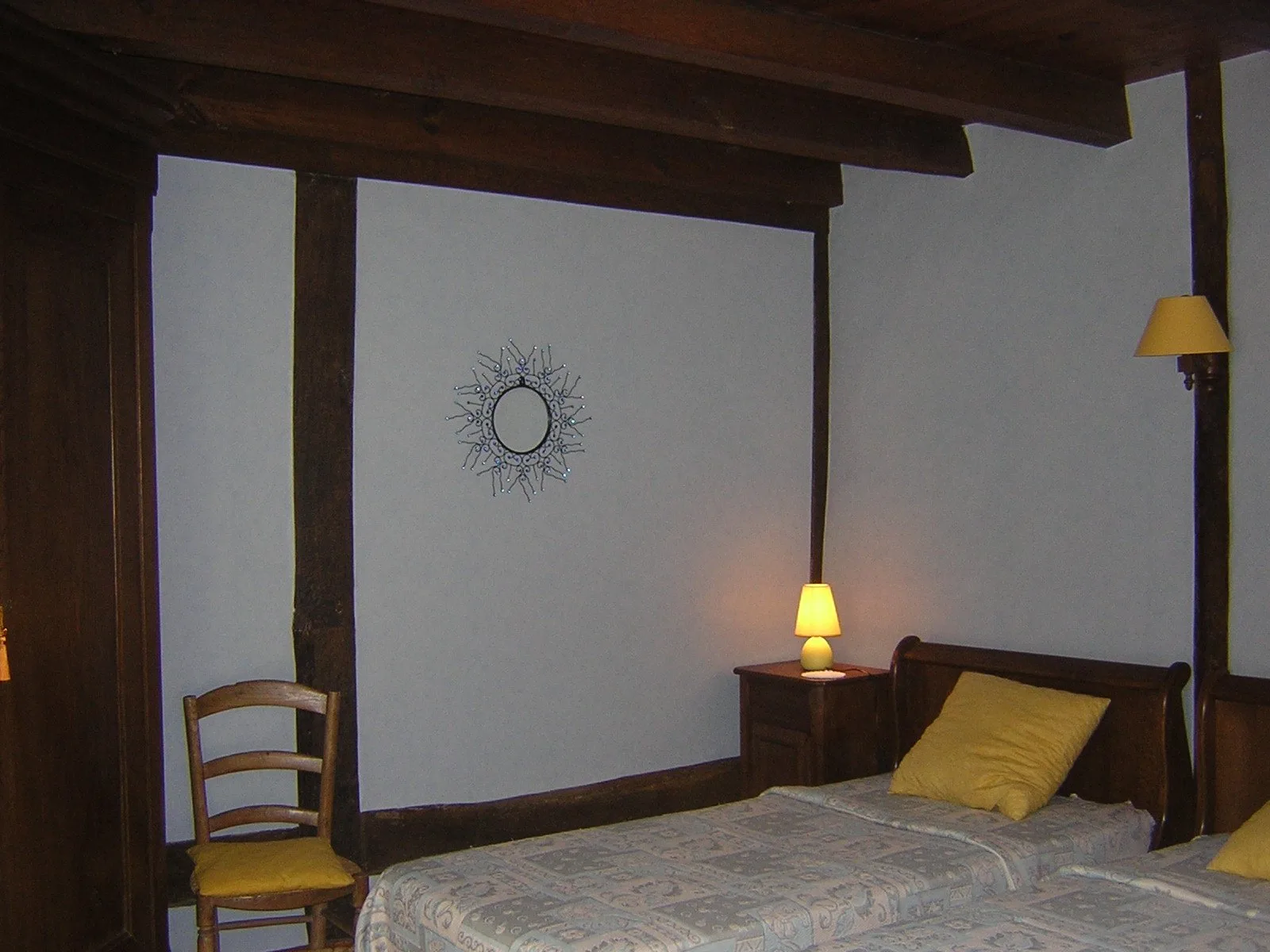 LEON-Gite-au-Gat-ch-twin