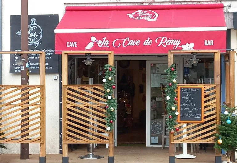LIT – Cave de Rémy TS7