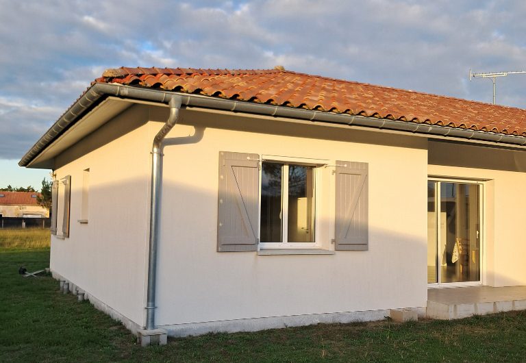 LIT_Fourgs_Maison_ext2