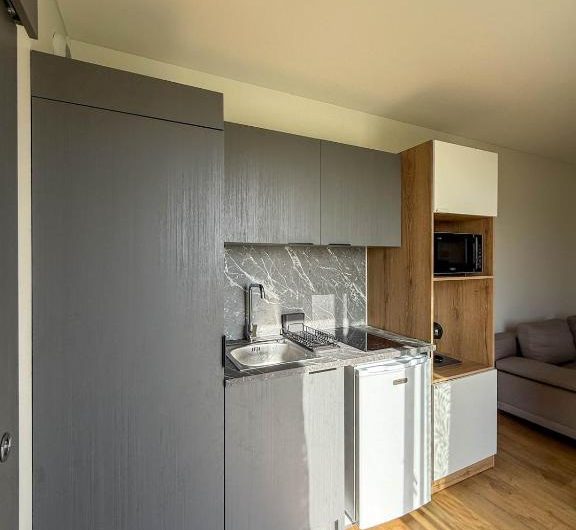 La Box des Oiseaux kitchenette 2025 ©AguilarVelten