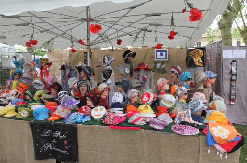 Marché créations Poyanne – chapeaux