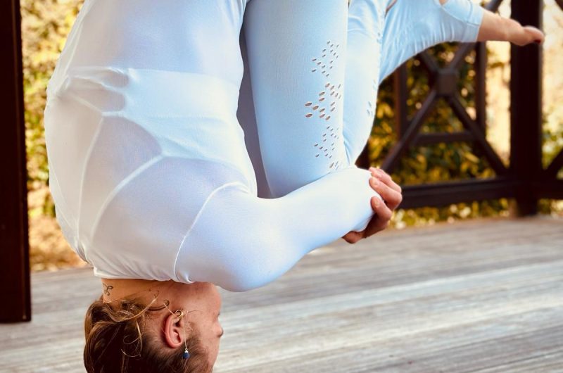 Maria Zavarina Yoga aérien