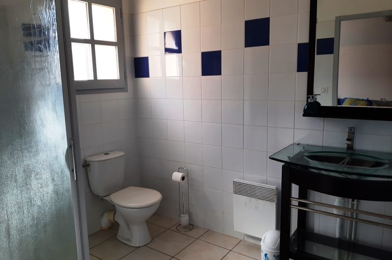 Noyer Maison du meunier – chambre3 sale d’eau