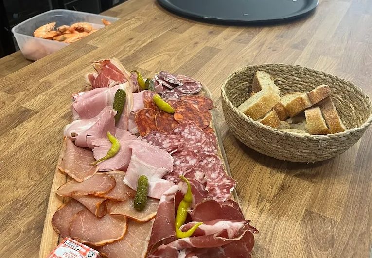 Planche charcuterie du crust bar Molietsetmaa@OTIlandesAtlantiqueSud