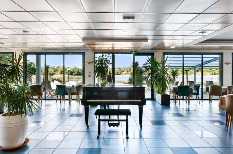 Salle-Petit-Dejeuner-Lac-Marin-Hossegor-2