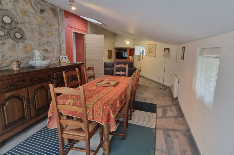 Salle à manger gîte Lotus ©Houache