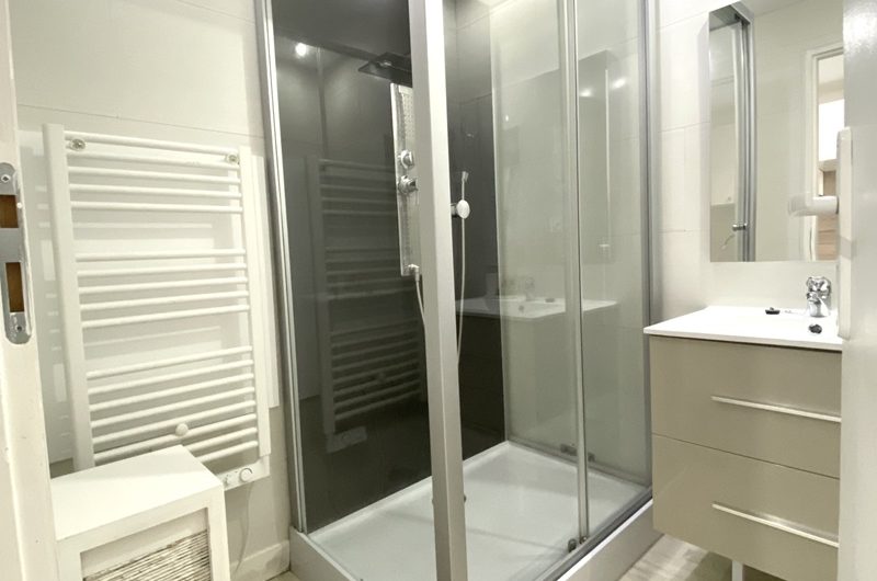 Salle d’eau appartement 5