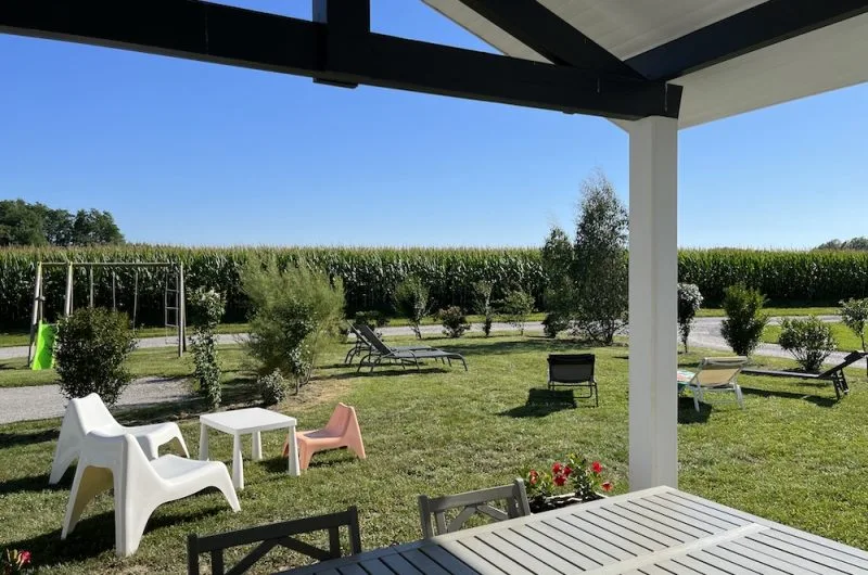 Terrasse-loc-Cazenave-Domaine-Berraute