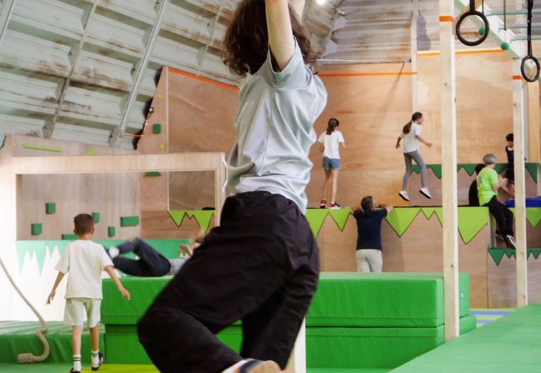 Urban Corp Salle 4 OTILAS 25