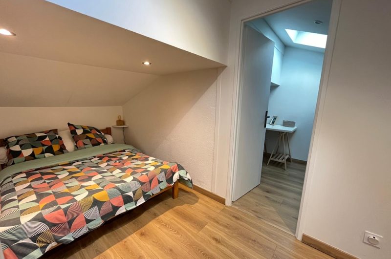 cb7249c9-d0a9-4b08-a621-96d0414f40bf