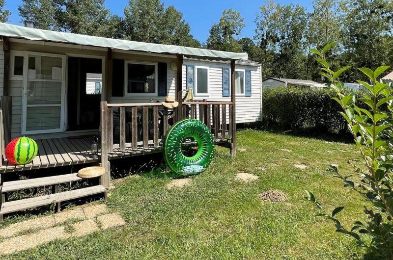 csm_La-Comtesse-05-4_0c56b6a4e4 aj