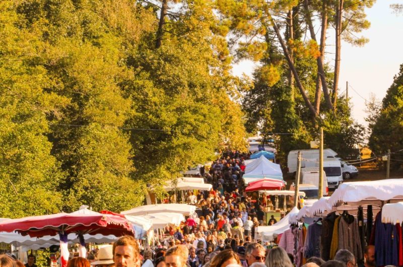 foule-foire-ousse-suzan-e1680534691152-1200×787