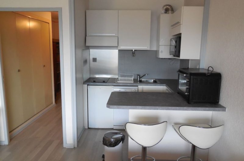 kitchennette_