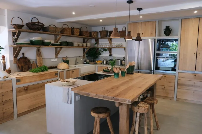 landes-pays-basque-hastingues-sudouest-location-maison-de-vacances-gite-cuisine-salle-a-manger-11