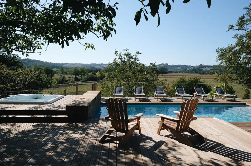 landes-pays-basque-hastingues-sudouest-location-maison-de-vacances-gite-terrasse-exterieur-ladivinejardine-piscine-jacuzzi-vue