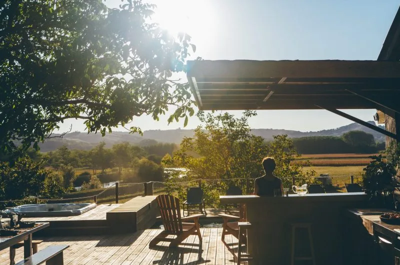 landes-pays-basque-hastingues-sudouest-location-maison-de-vacances-gite-terrasse-exterieur-vue